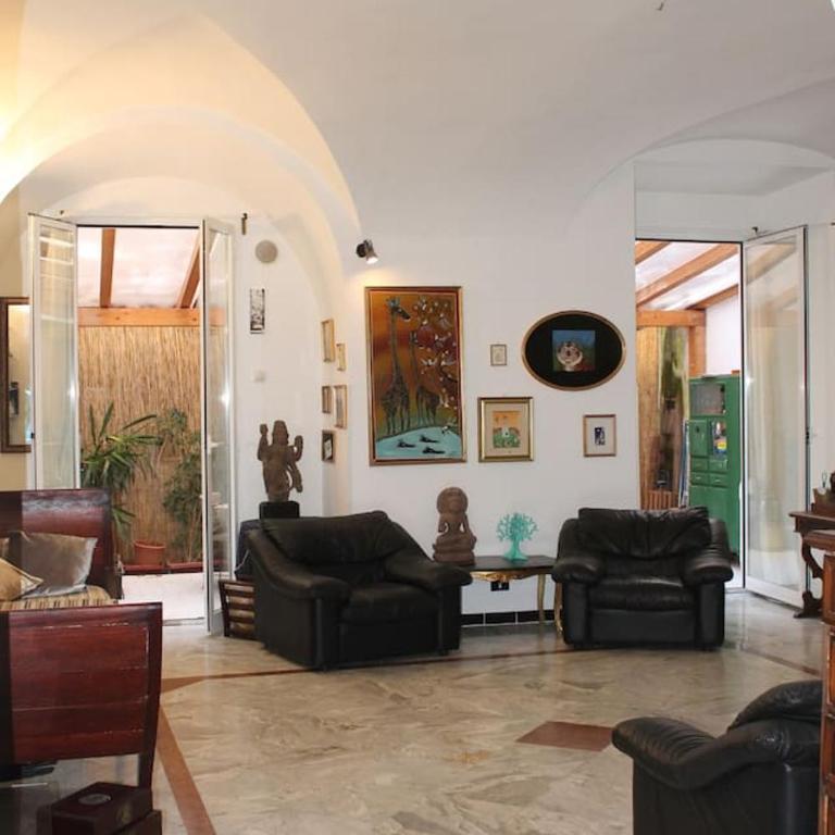 Elly's Loft - One-Bedroom Apartment - 30