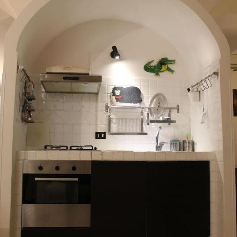 Elly's Loft - One-Bedroom Apartment - 21