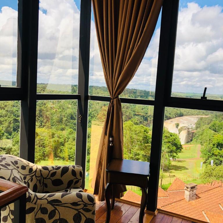 NatuCenter Hospedaje - Suite with River View - 13