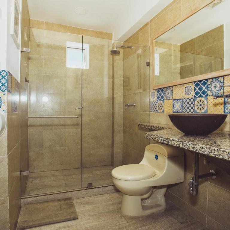 Summer House Inn San Andres - Habitación Familiar Privada con balcón - 2
