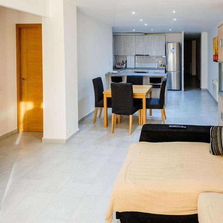 Carrer Sevilla - Apartamento - 1