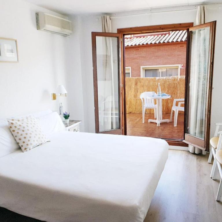 Hotel Mireia - Habitación Doble con terraza - 1 o 2 camas - 1