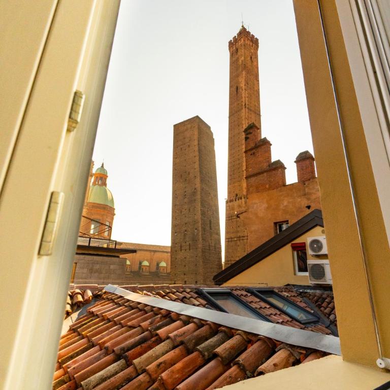 Asinelli Panoramic Rooftop, In front of the Two Towers - Appartamento con 1 Camera da Letto - 12