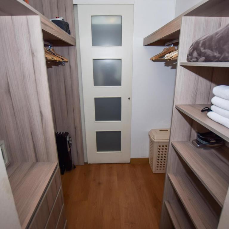 Miraflores Apartments 570 Pardo Ave by Private Host - Superior Apartment - 10