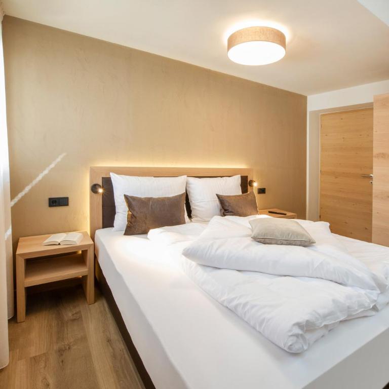 Haus Gregori Modern & Central Stay in Vineyard with Rooftop & Served Breakfast - Appartamento con Vista Piscina - Dependance - 4