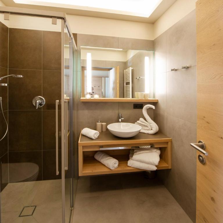 Haus Gregori Modern & Central Stay in Vineyard with Rooftop & Served Breakfast - Appartamento con 2 Camere da Letto - Dependance - 14