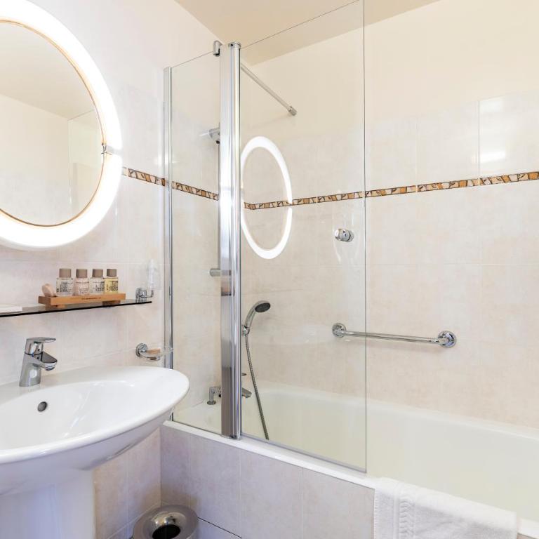 Hotel Les Arolles - Chambre Double - Vue sur Montagne - 6