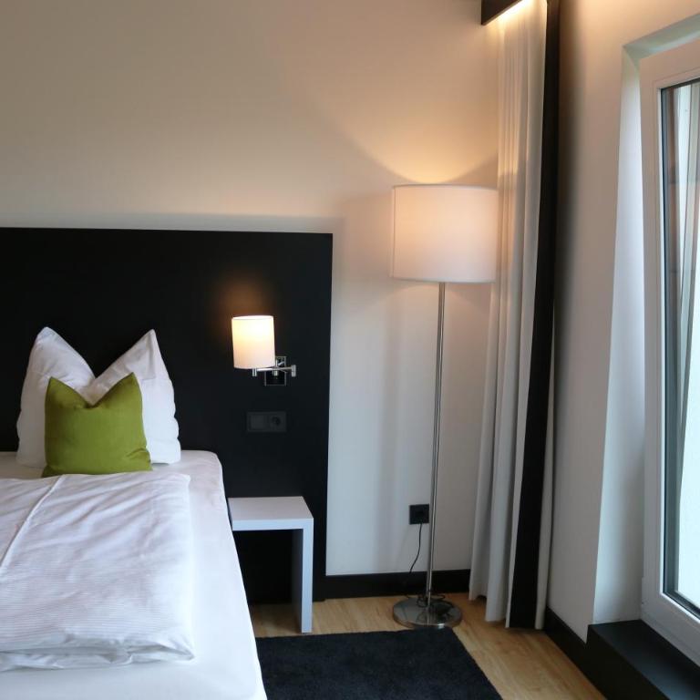 KF Hotel by WMM Hotels - Standard Doppelzimmer - 13