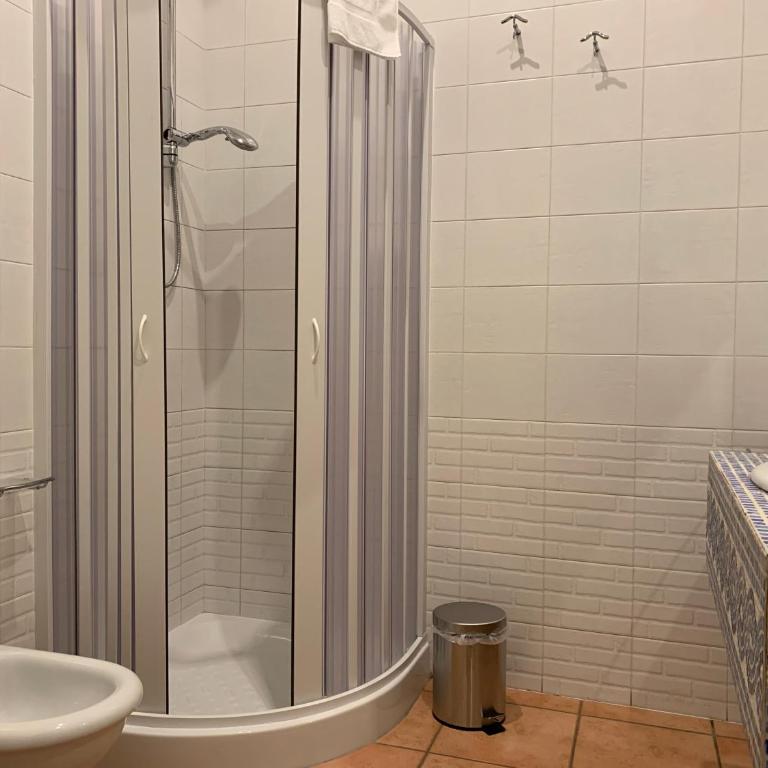 A due passi dal ponte - Comfort Quadruple Room - 6