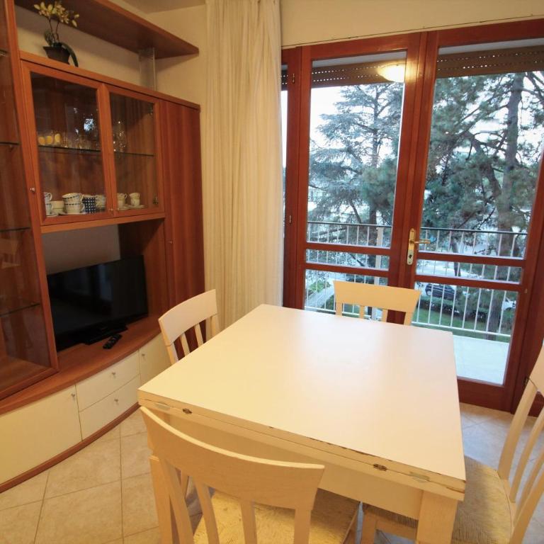 Residence Pineta Palace - Appartamento con 2 Camere da Letto - 2