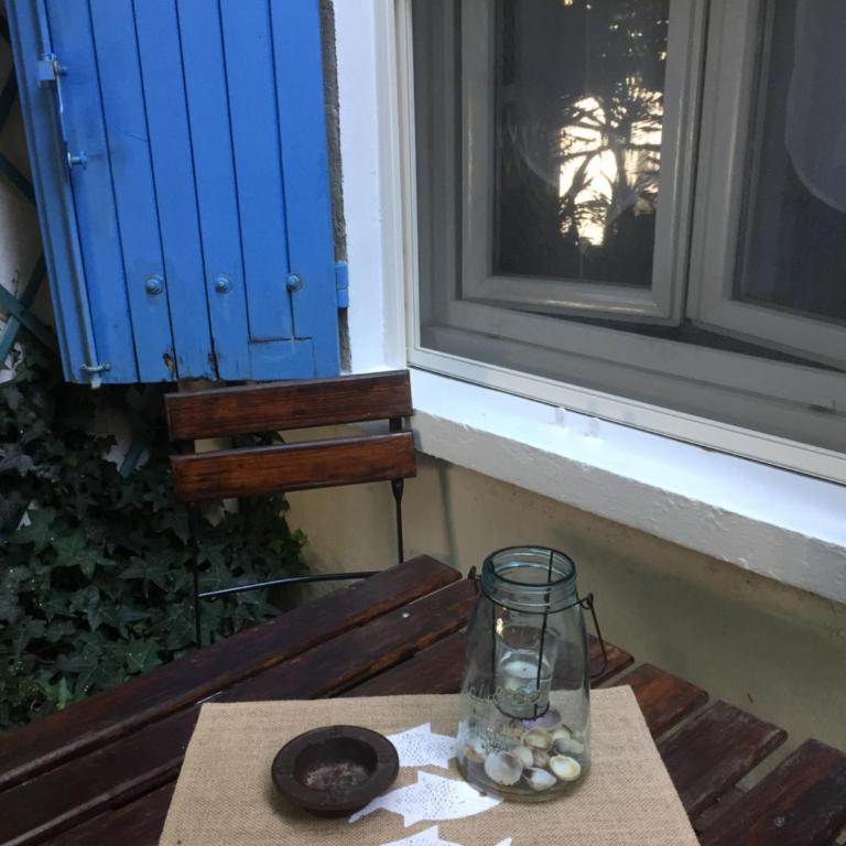 Hotel Le Méditérranée - Chambre Triple - Vue sur Jardin - 2