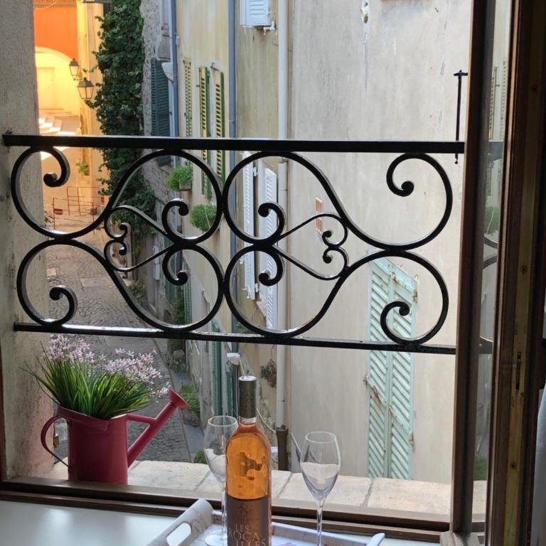Duplex au coeur du vieil Antibes - Appartement 1 Chambre - 8