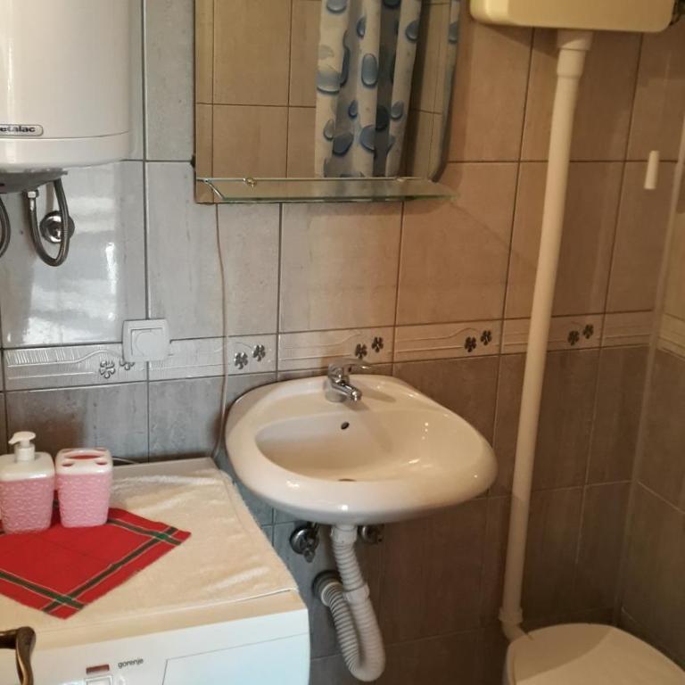 Pensions Airport - Two-Bedroom Apartment - 5
