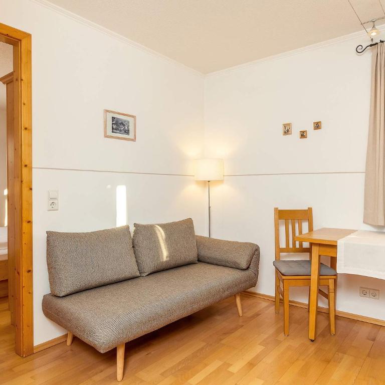 Gästehaus Bergwinkl - Apartment mit Balkon - 1