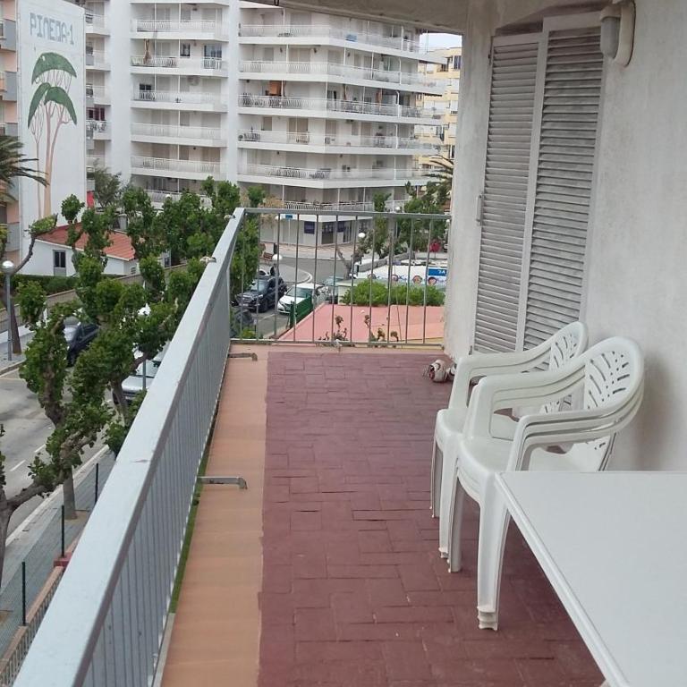 La Pineda III - One-Bedroom Apartment - 3