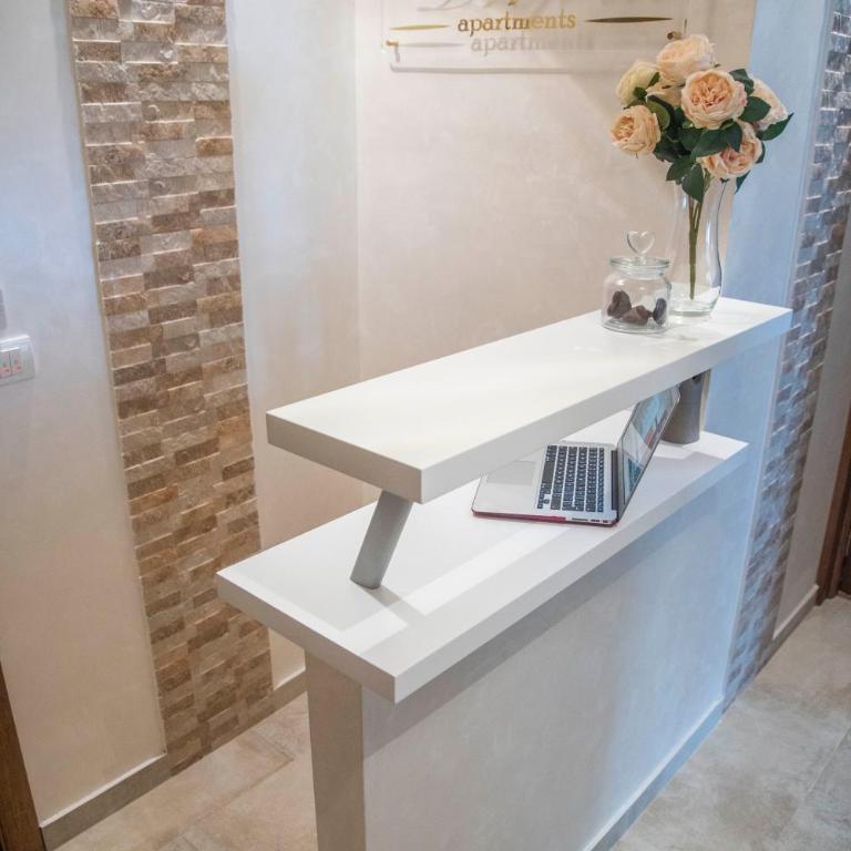 Drop In Apartments - Superior Studio - 2