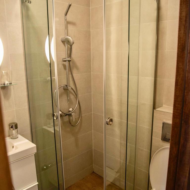 Drop In Apartments - Superior Studio - 20