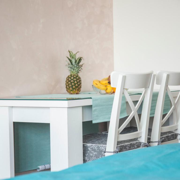 Drop In Apartments - Superior Studio - 16