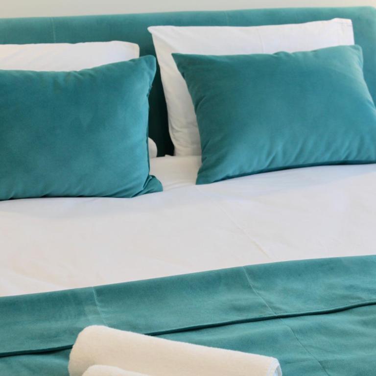 Drop In Apartments - Superior Studio - 21