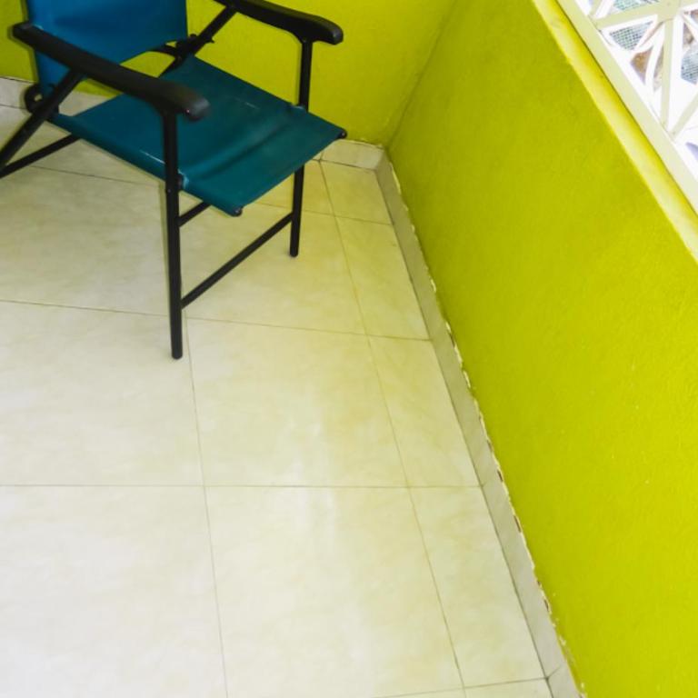 Hostel Stingray - Triple Room with Balcony - 2