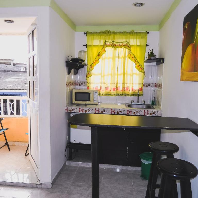Hostel Stingray - Two-Bedroom Apartment (3 Adults) - 1