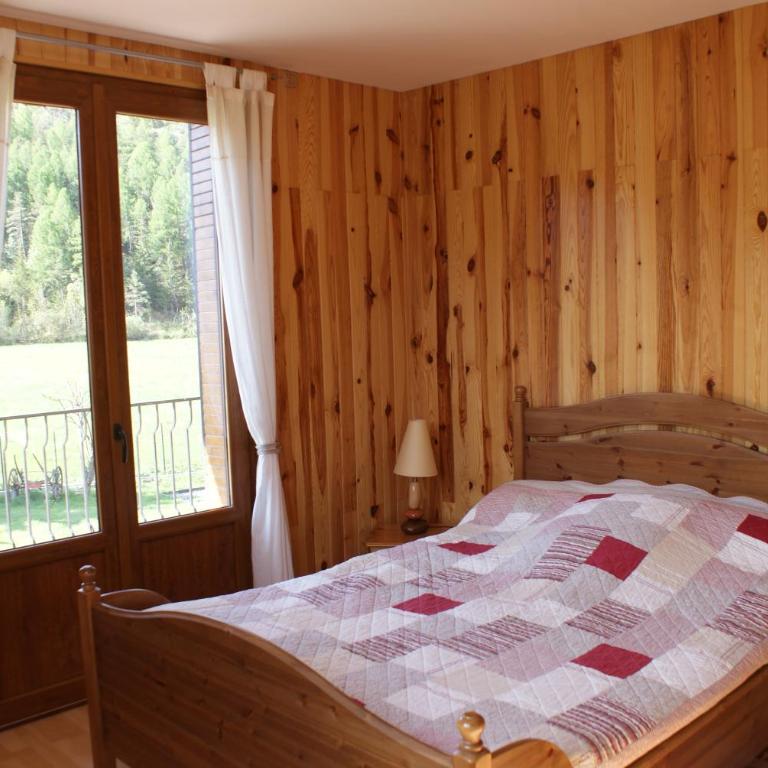 Maison d' hôtes Tranquyl - Chambre Double - Vue sur Montagne - 4