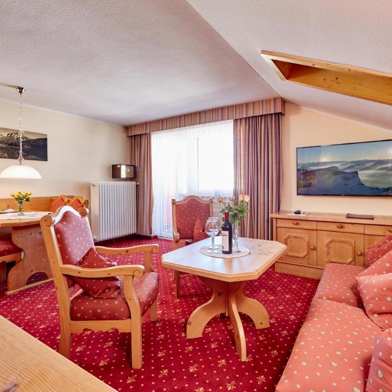Hotel Franziska - Superior Doppelzimmer mit Balkon - 15