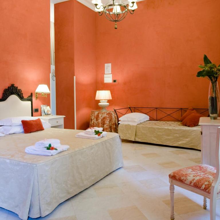 Alloro B&B - Family Room with Bath - 1
