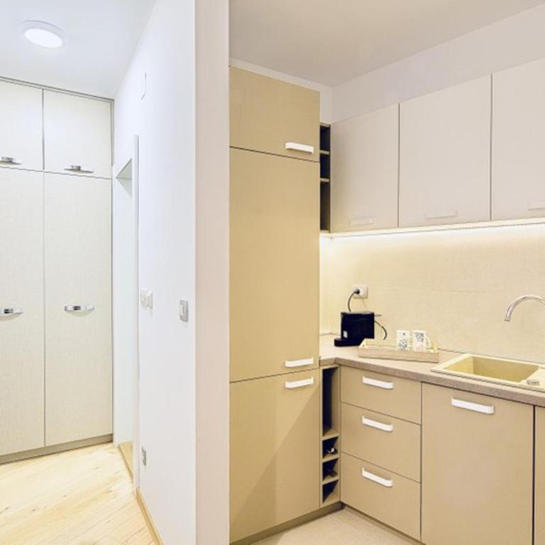 Sunrise Budva - Apartman sa Pogledom na More - 5