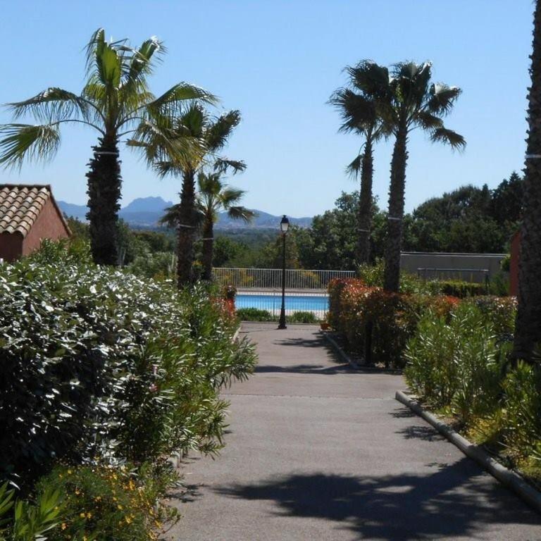Green Escape Roquebrune ,Maison au cœur du golf 18 trous - Maison 1 Chambre - 3