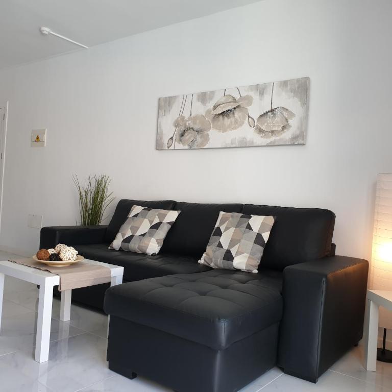 Casa Las Flores with heated pool, only 490 meters to the beach, balcony, wifi - Apartamento con vistas a la piscina - 11