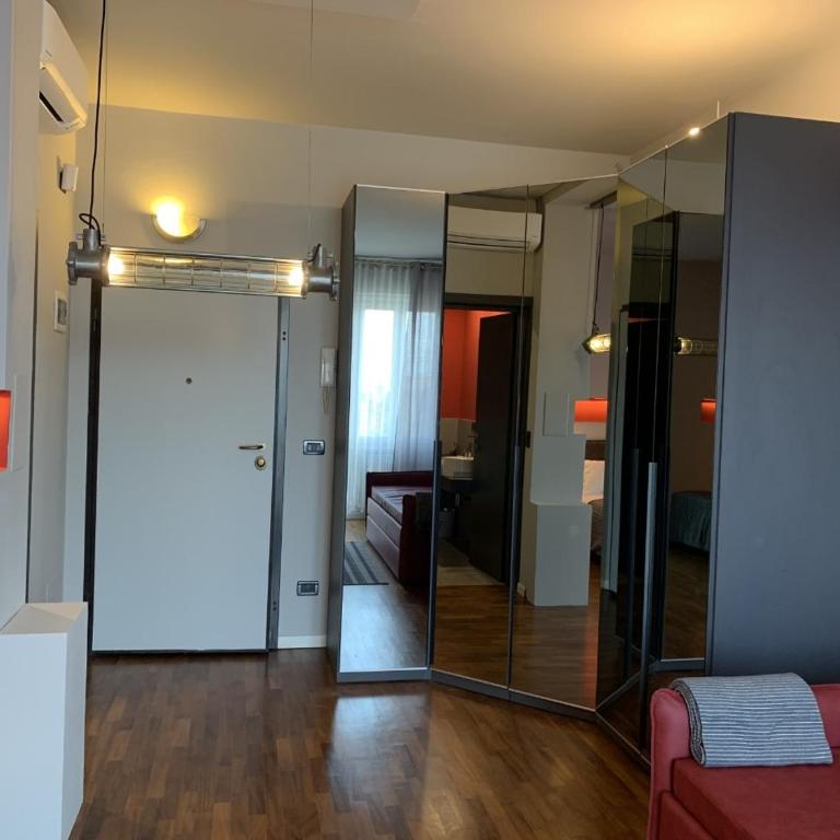 Carlotta Station Suite - One-Bedroom Apartment - 19