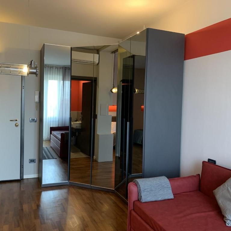 Carlotta Station Suite - One-Bedroom Apartment - 18