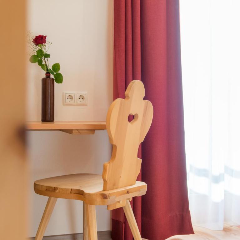 Hotel Alpenrast - Classic Doppelzimmer mit Balkon - 2