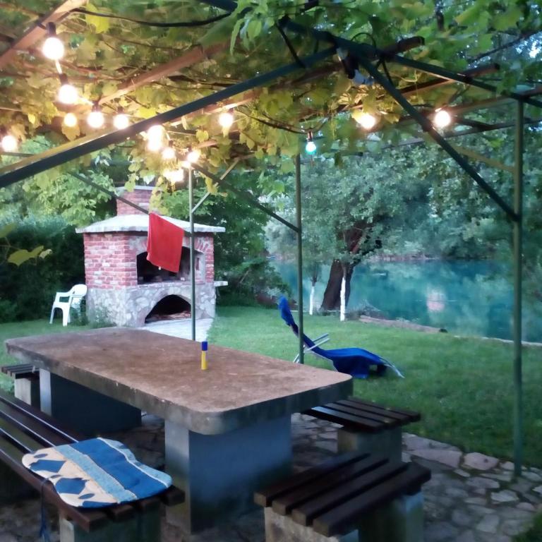 ENNI - Two-Bedroom House - 4
