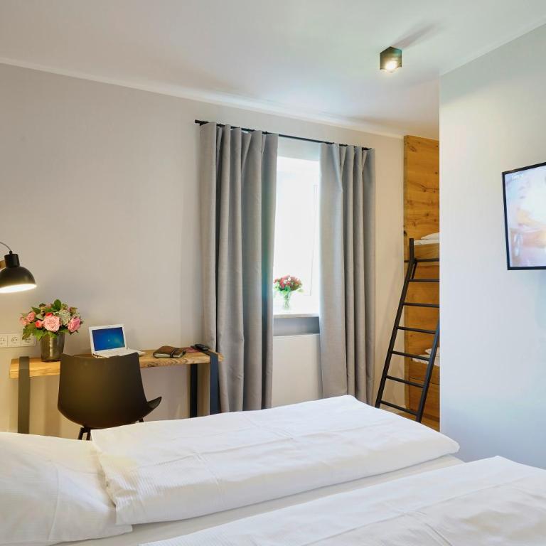 Gasthof Neuwirt Unterföhring - Standard Vierbettzimmer - 16