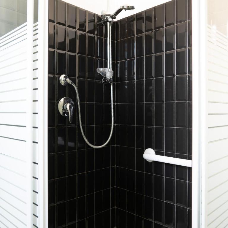 Myricae Rooms Affittacamere No Late Arrival - Double or Twin Room - Disability Access - 8