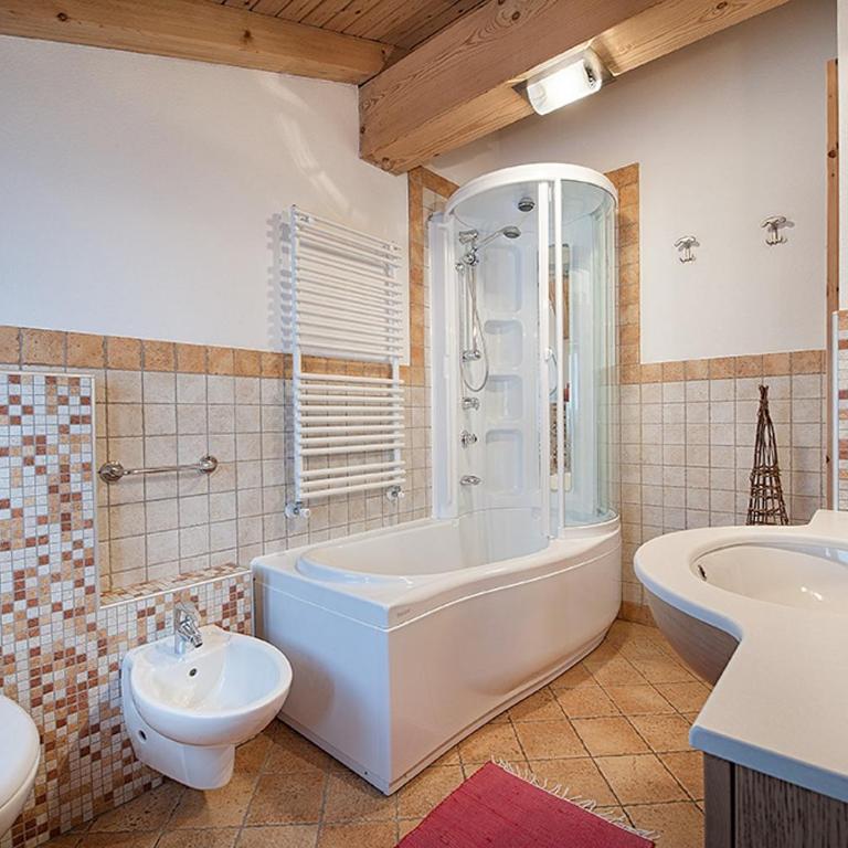 Chalet in Via Dali Mina - Three-Bedroom Chalet - 9