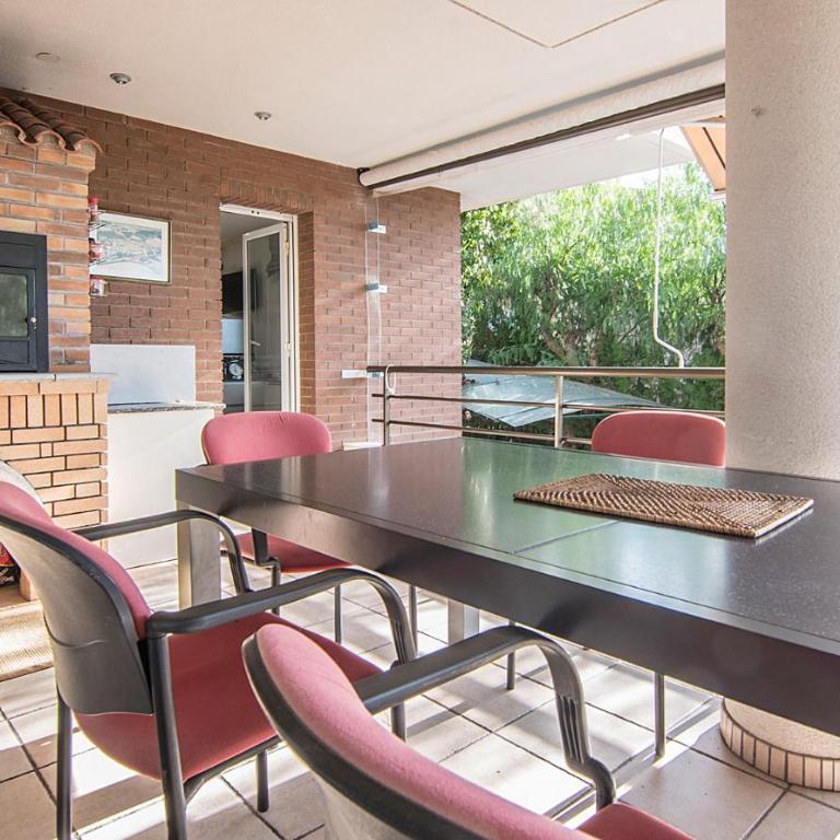 TarracoHomes, Villa Cala Crancs con Piscina Privada y Mesa de Billar - Villa - 31