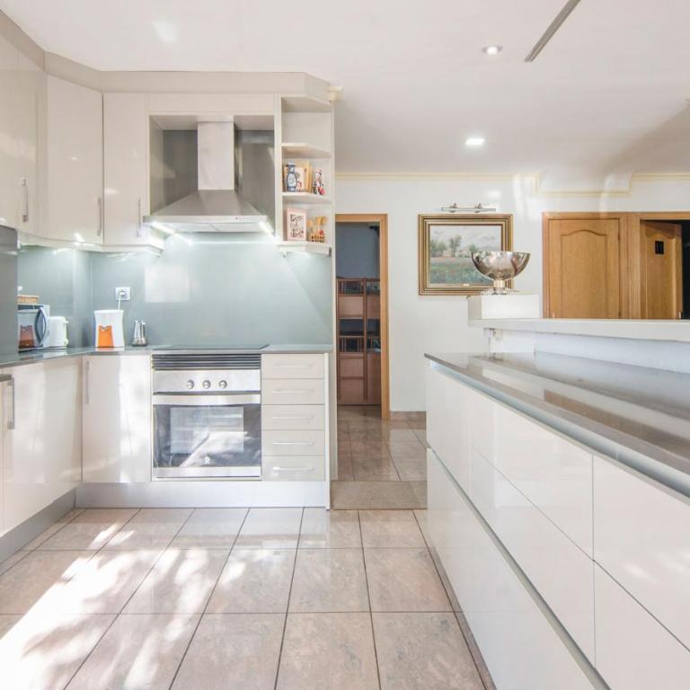 TarracoHomes, Villa Cala Crancs con Piscina Privada y Mesa de Billar - Villa - 9