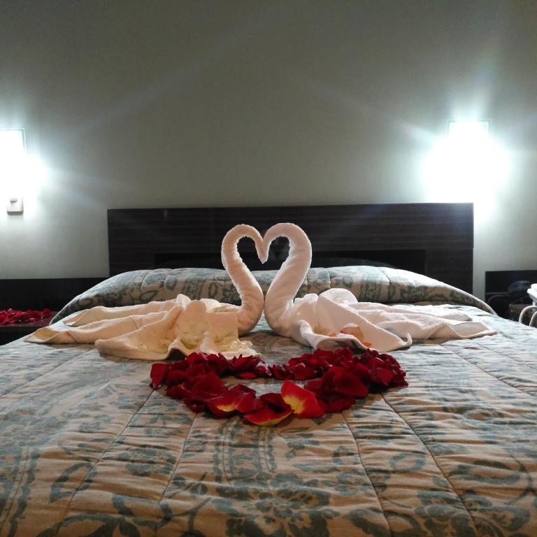 Hostal Costa De Marfil Suites & Apartamentos - Habitación Doble Deluxe con bañera - 1