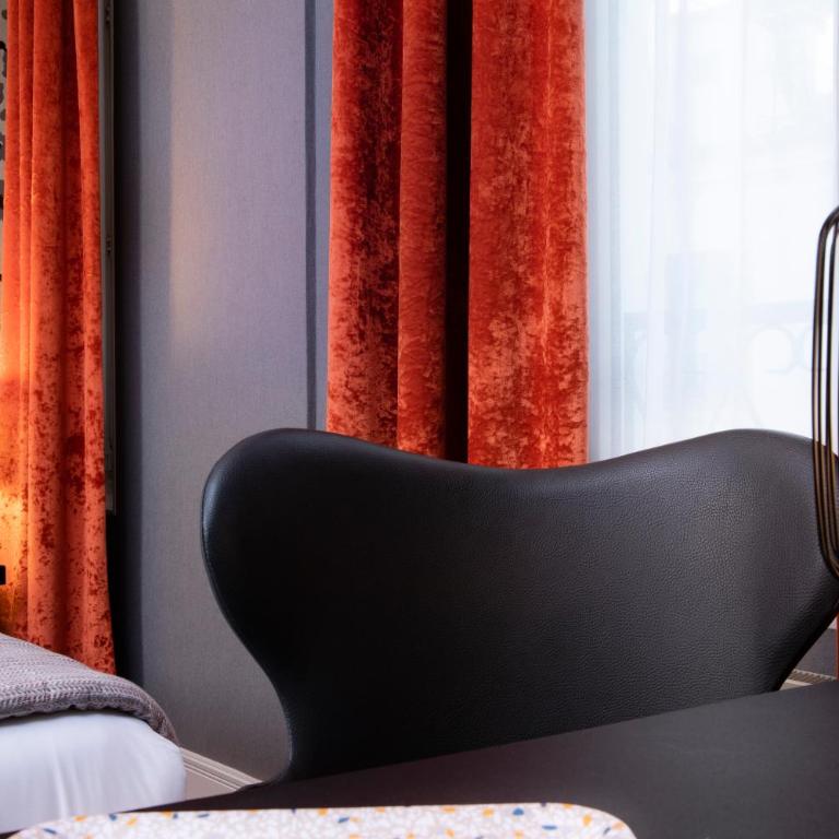 Hôtel Plaza Étoile - Chambre Double ou Lits Jumeaux Classique - 5
