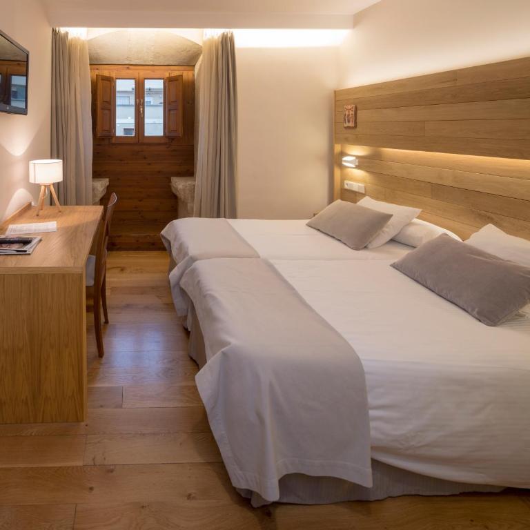 Hotel Real Colegiata San Isidoro - Habitación Doble con aparcamiento gratuito - 1 o 2 camas - 2