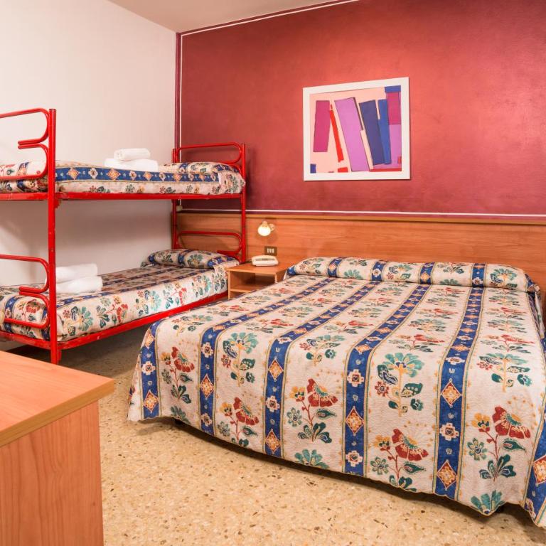 Hotel Antille e Azzorre - Camera Quadrupla con Balcone - 3