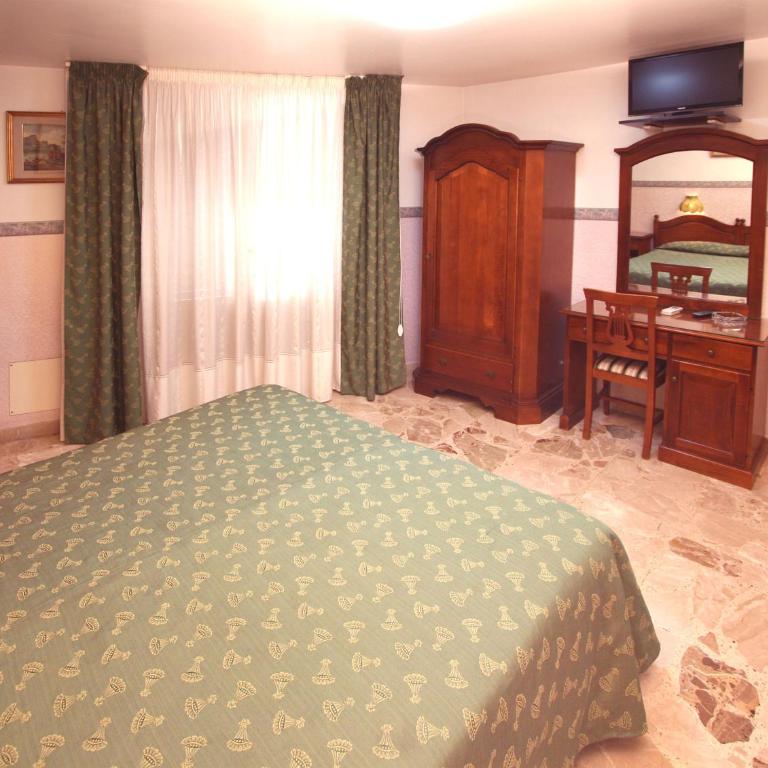 Hotel Cortese - Camera Matrimoniale/Doppia con Letti Singoli con Bagno Privato - 10