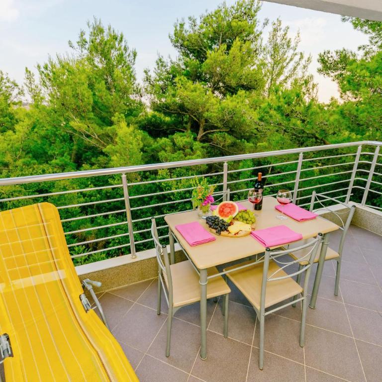 Apartments Wild Beauty - Studio with Terrace - 2