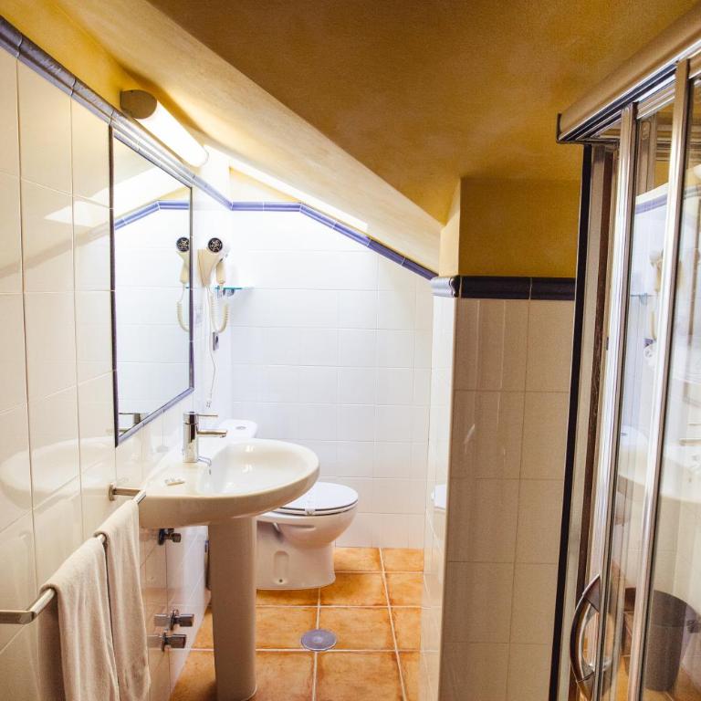 Hotel El Sella - Habitación Doble Económica - Ático - 2
