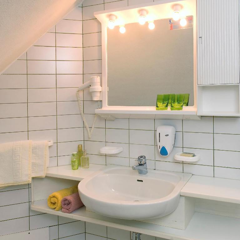 Hotel-Restaurant-Café Krainer - Dreibettzimmer - 3