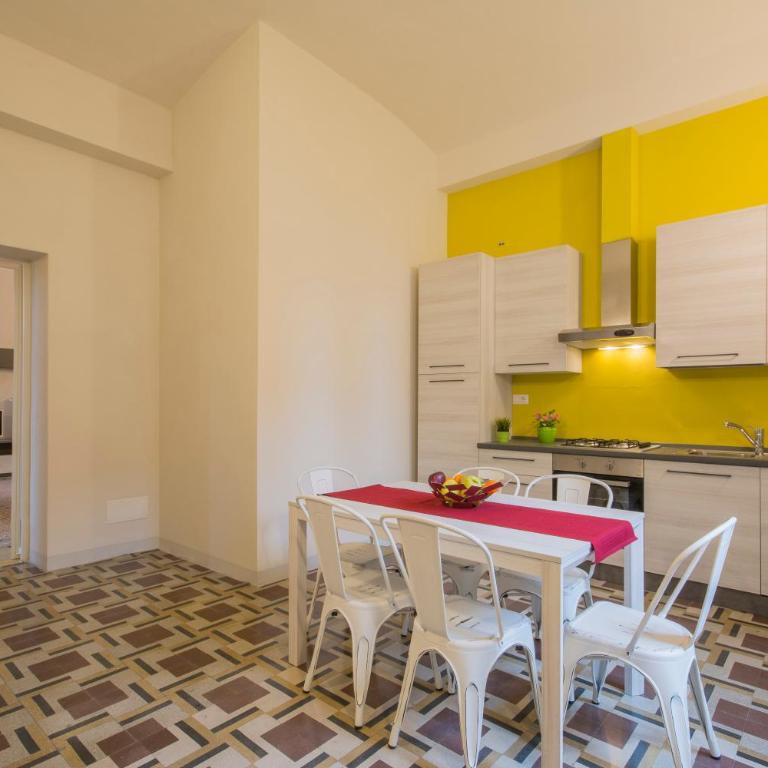 Piazza Paradiso Accommodation - Apartment with Garden View - Separate Building - 22