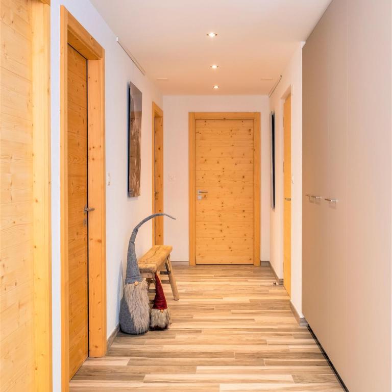 Chalet Les Rahâs by Mrs Miggins - Superior Apartment mit Whirlpool - 14